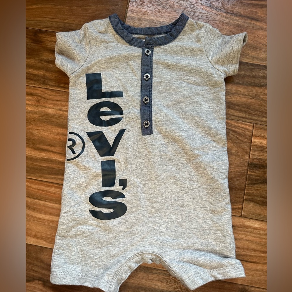 Levi's Heather Gray 12 month Romper